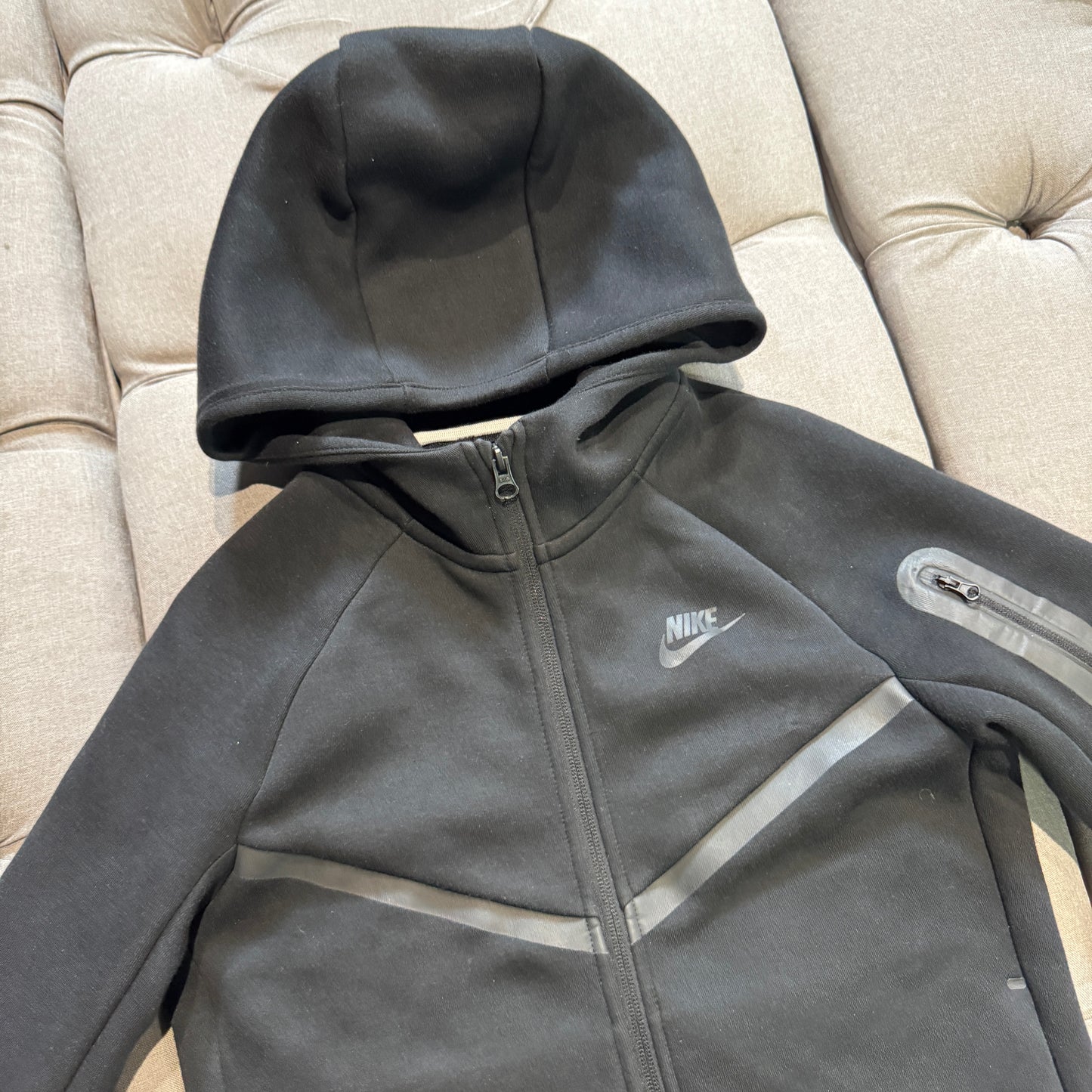 Nike Tech Fleece Jacket 'Black' (Second hand)