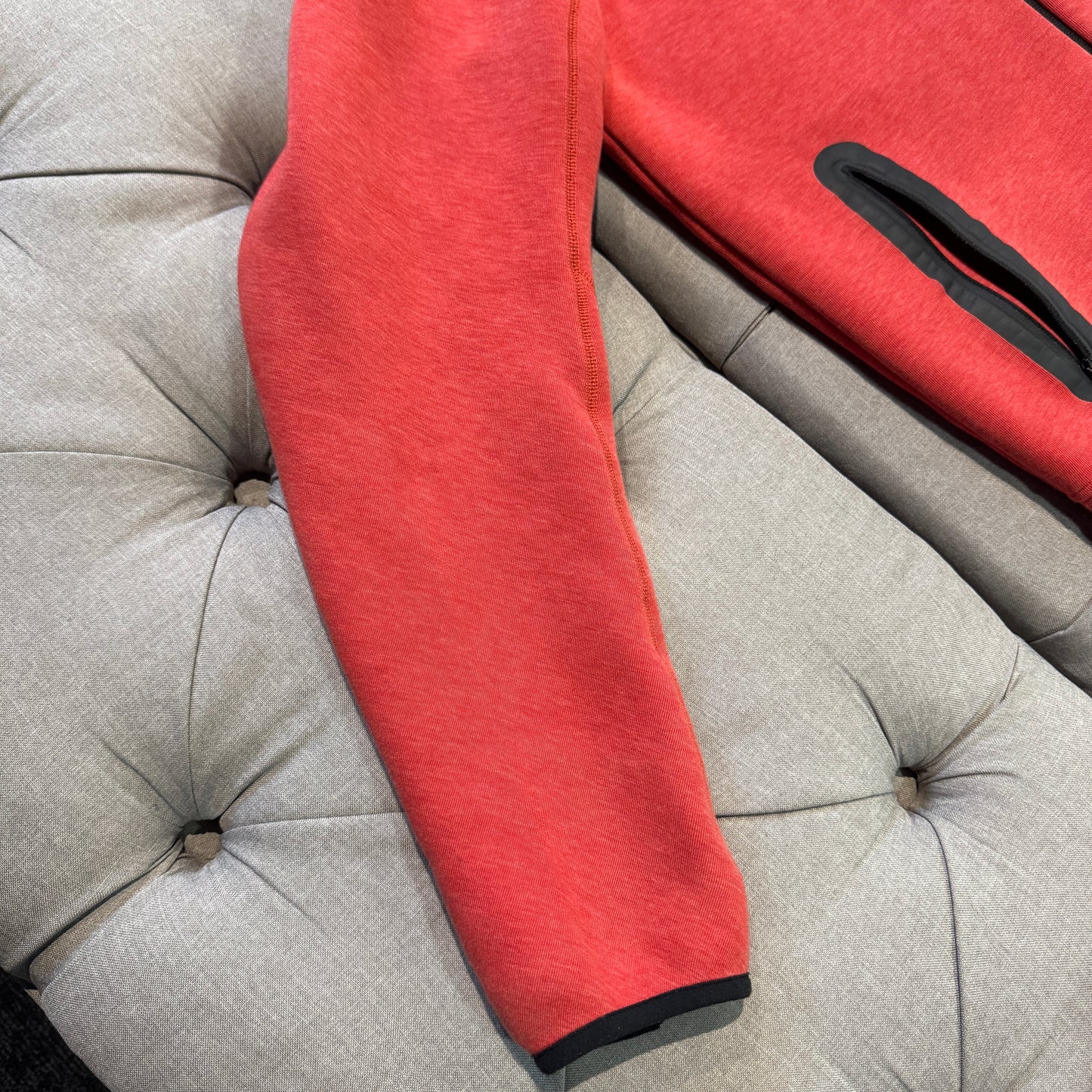 Nike Tech Fleece Jacket 'Washed Red' (Second hand)