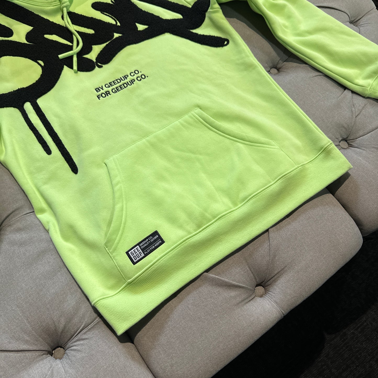 Geedup Handstyle Hoodie 'Pastel Green Black' (Second hand)