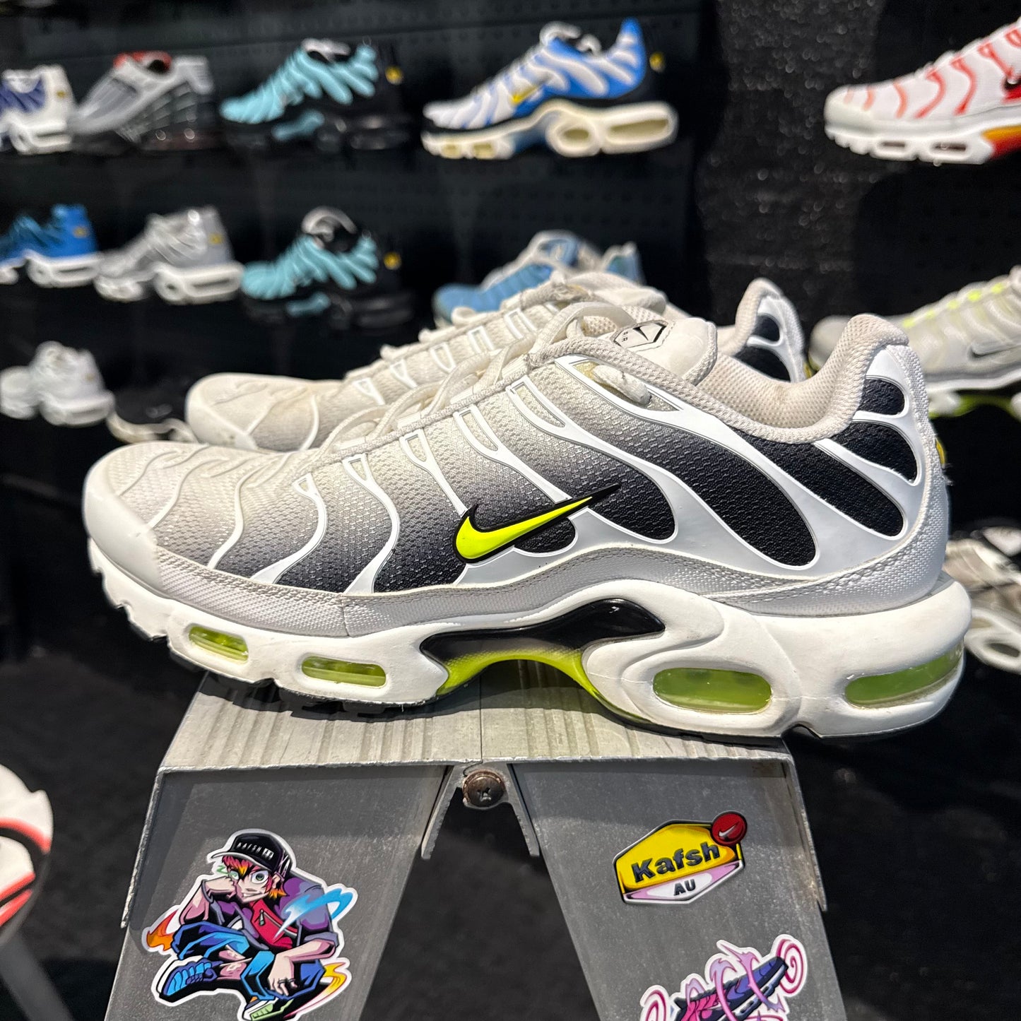 Nike Air Max Plus TN 'White Black Volt' (Second hand)