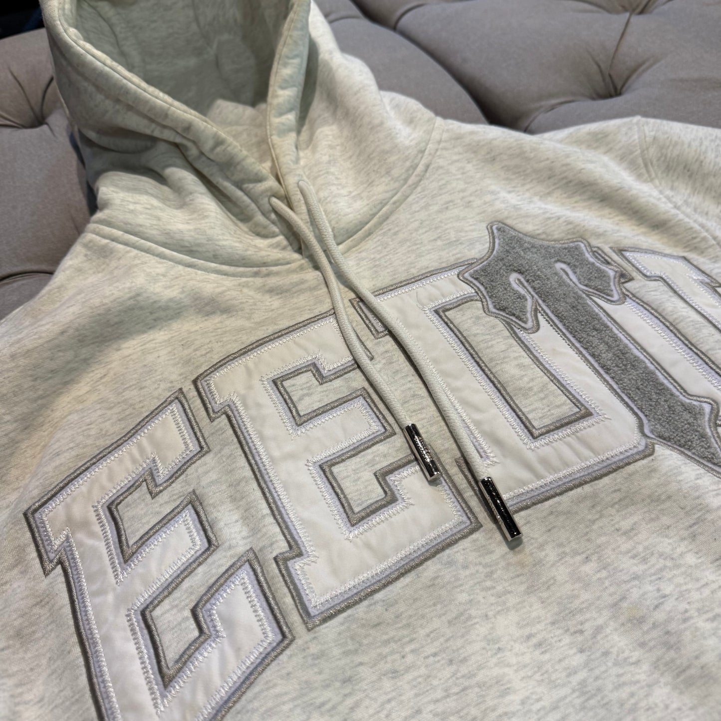 Geedup X Trapstar Team Logo x Irongate T Hoodie 'White Marle Grey' (Second hand)