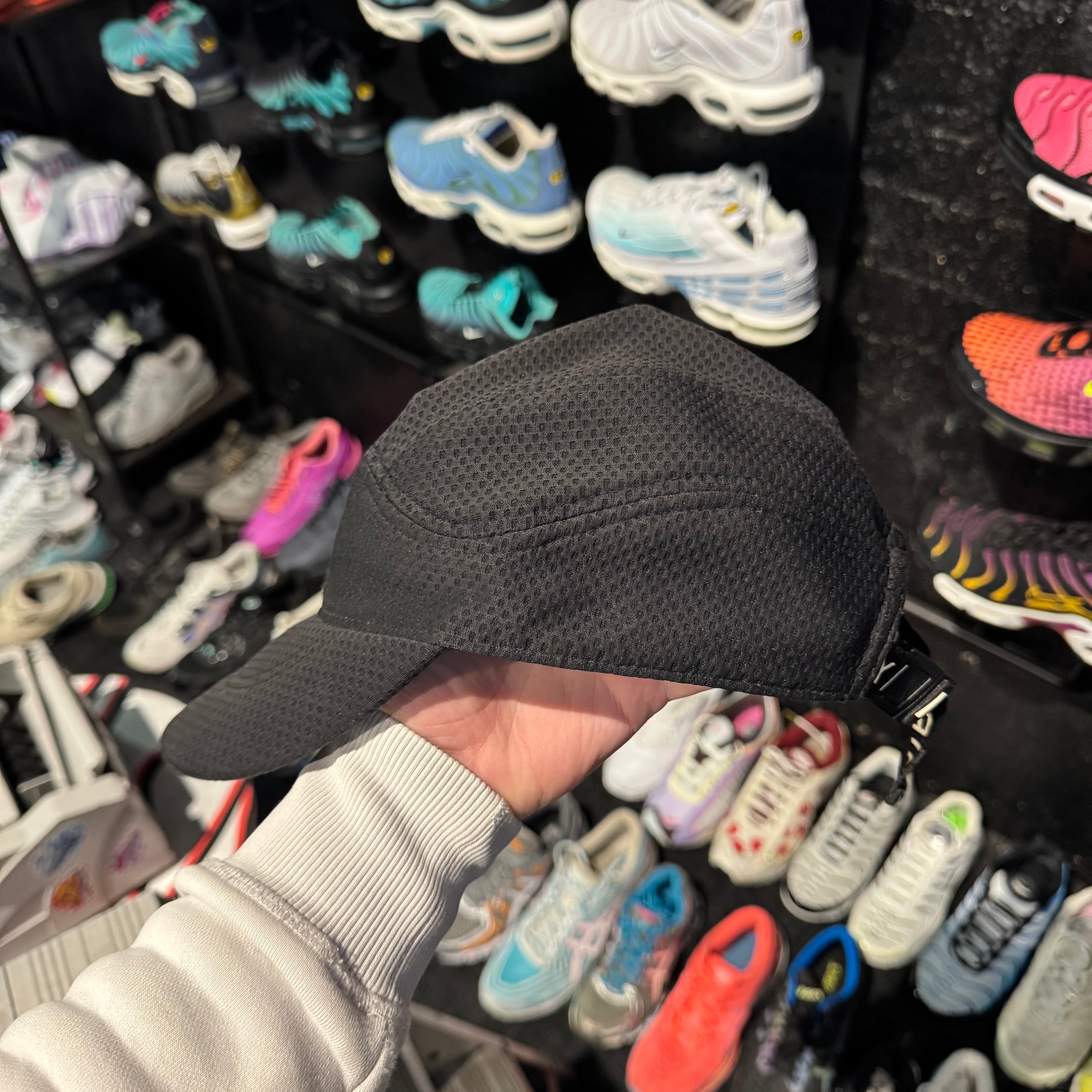 Nike Air Mesh Tailwind Drifit Running Hat 'Black' (Second hand)