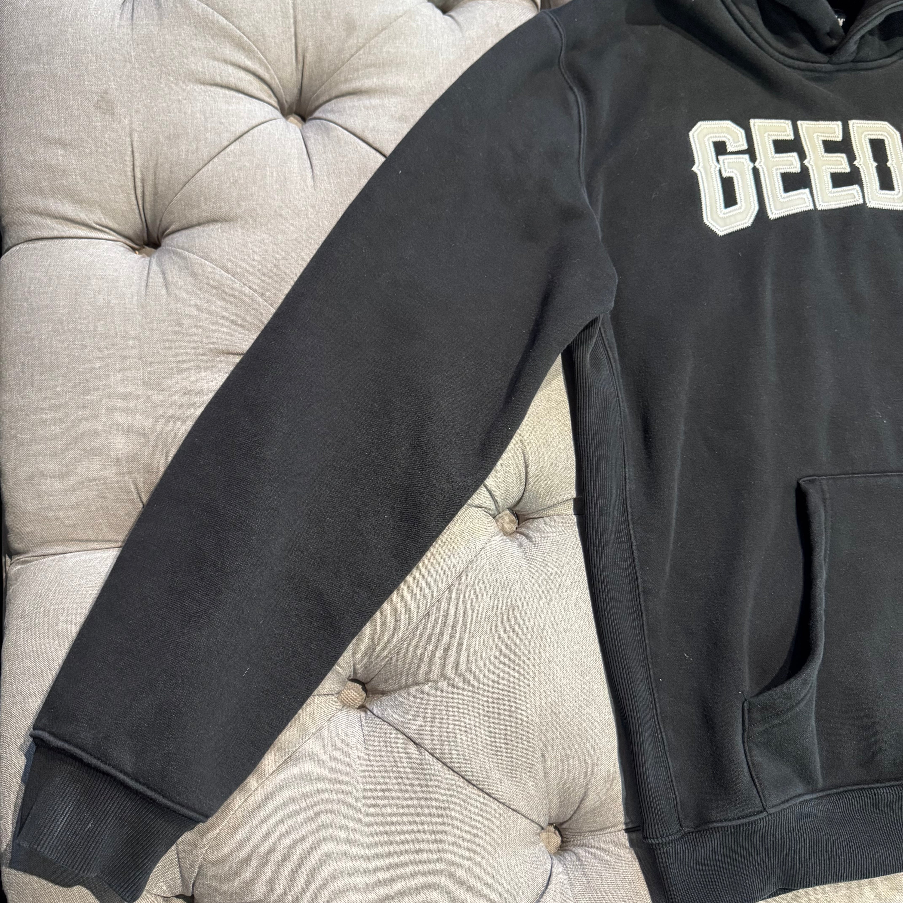 Geedup Cities Hoodie 'Black' (Second hand)