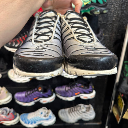 Nike Air Max Plus TN 'Smoke Grey Red' (Second hand)