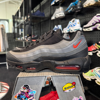 Nike Air Max 95 'Black Picante Red Reflective' (Second hand)