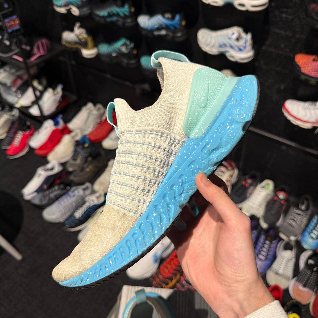 Nike Phantom Run React Flyknit 2 'Glacier' (Second hand)