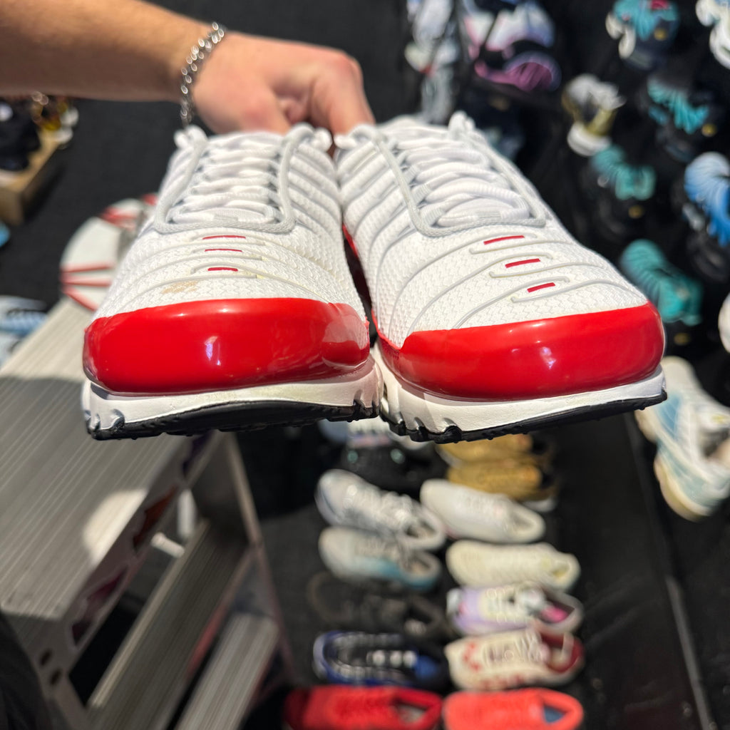 Nike Air Max Plus TN 'White University Red AM1 Tribute Sport Red' (Second hand)