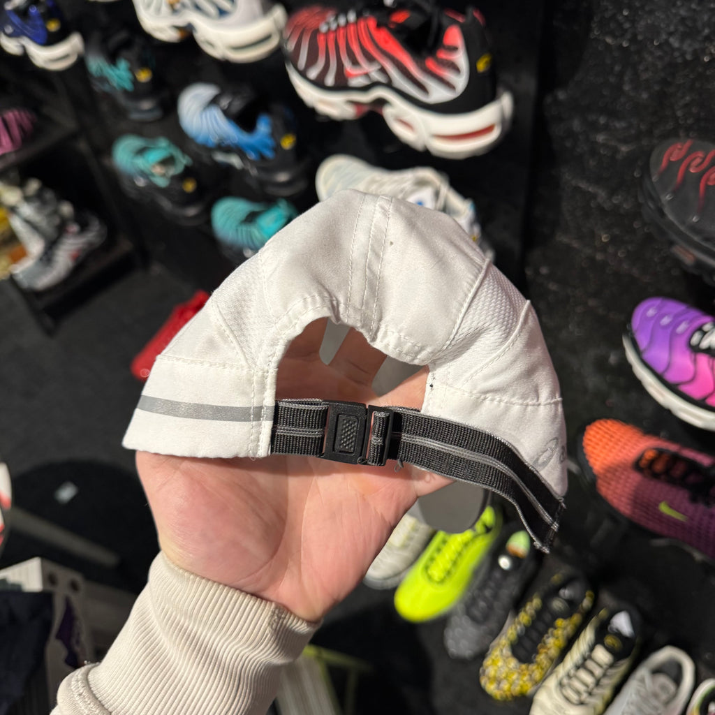 Asics Reflective Brim Logo Cap 'White' (Second hand)