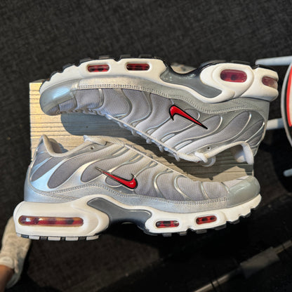 Nike Air Max Plus TN 'Silver Bullet Red Swoosh' (Second hand)