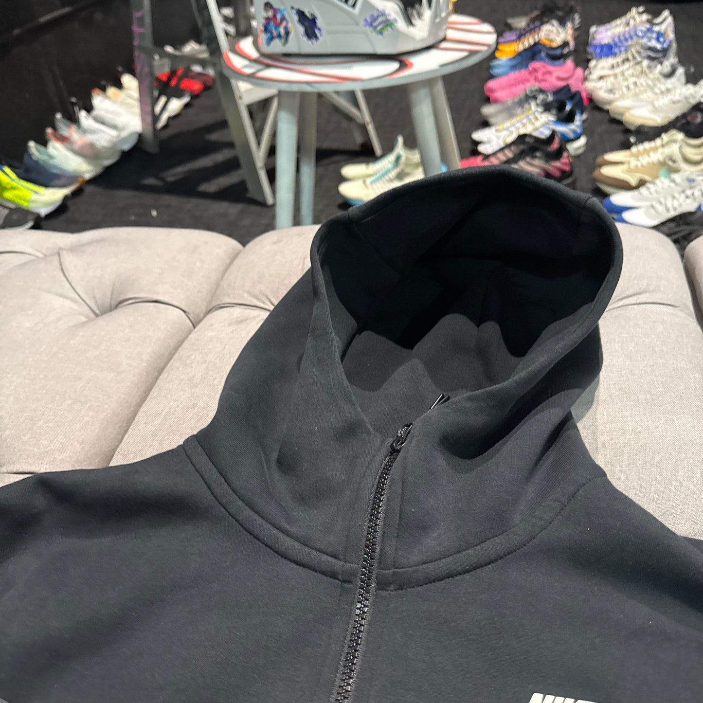 Nike Tech Fleece Jacket 'Grey Black' (Second hand)