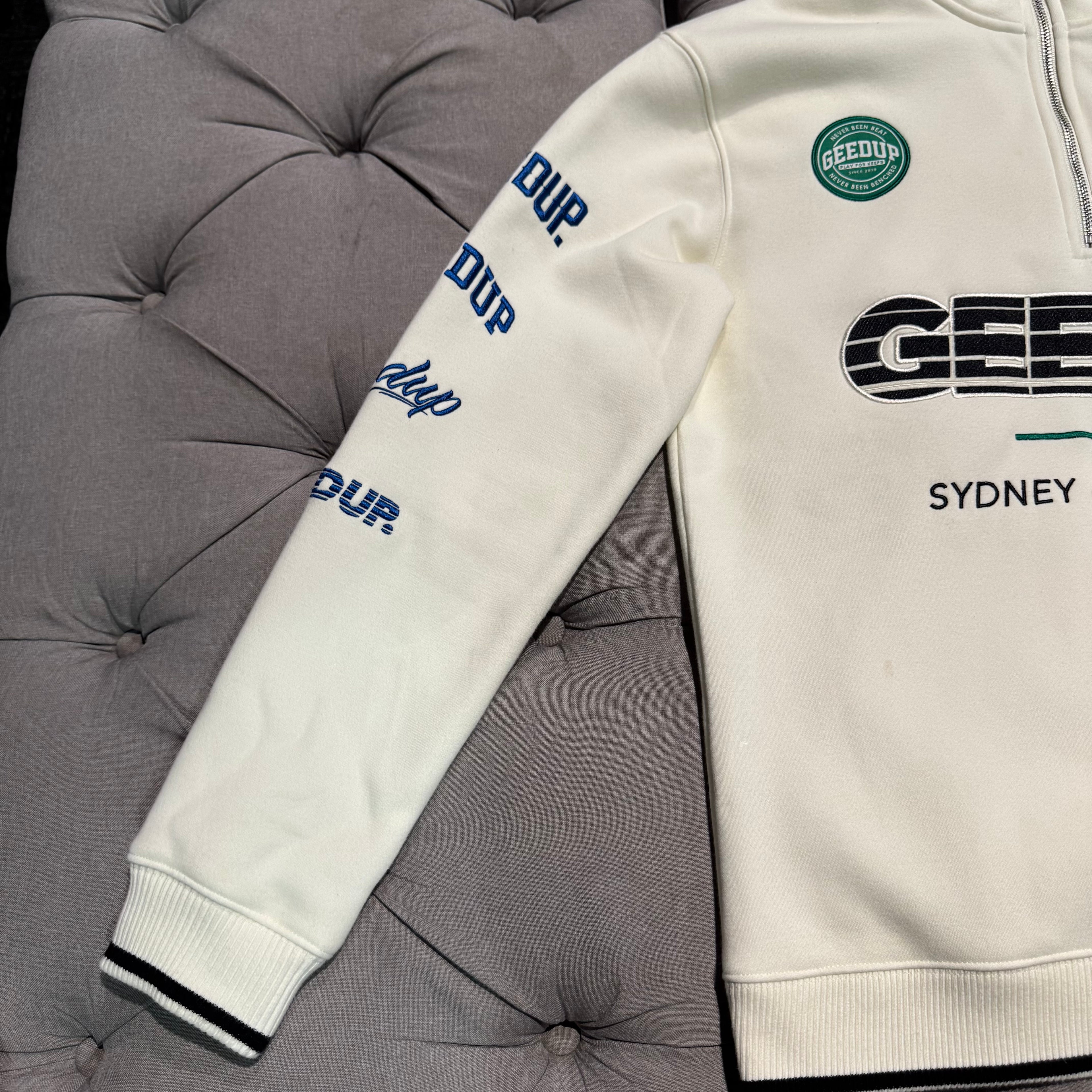 Geedup Sportsman Badges QTR Zip 'Light Cream' (Second hand)