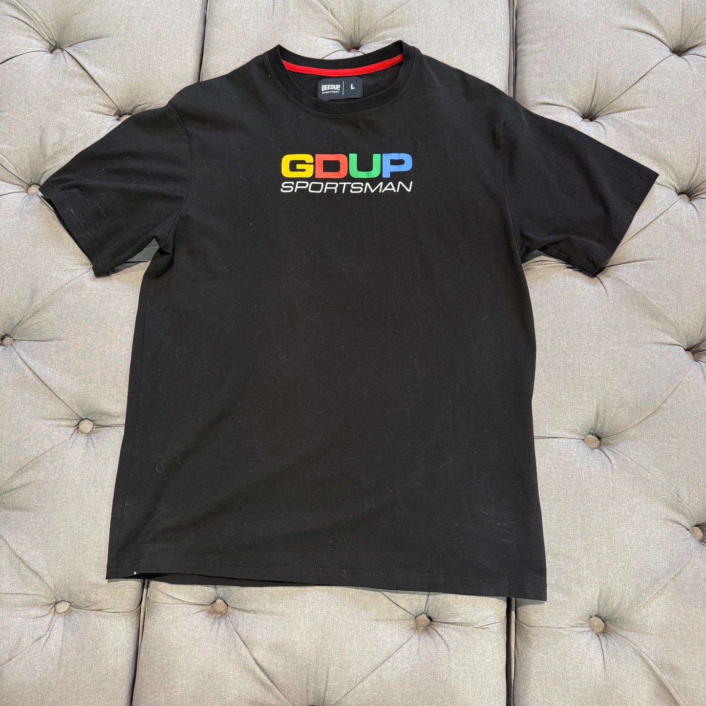 Geedup Sportsman T-Shirt 'Black Rainbow' (Second hand)