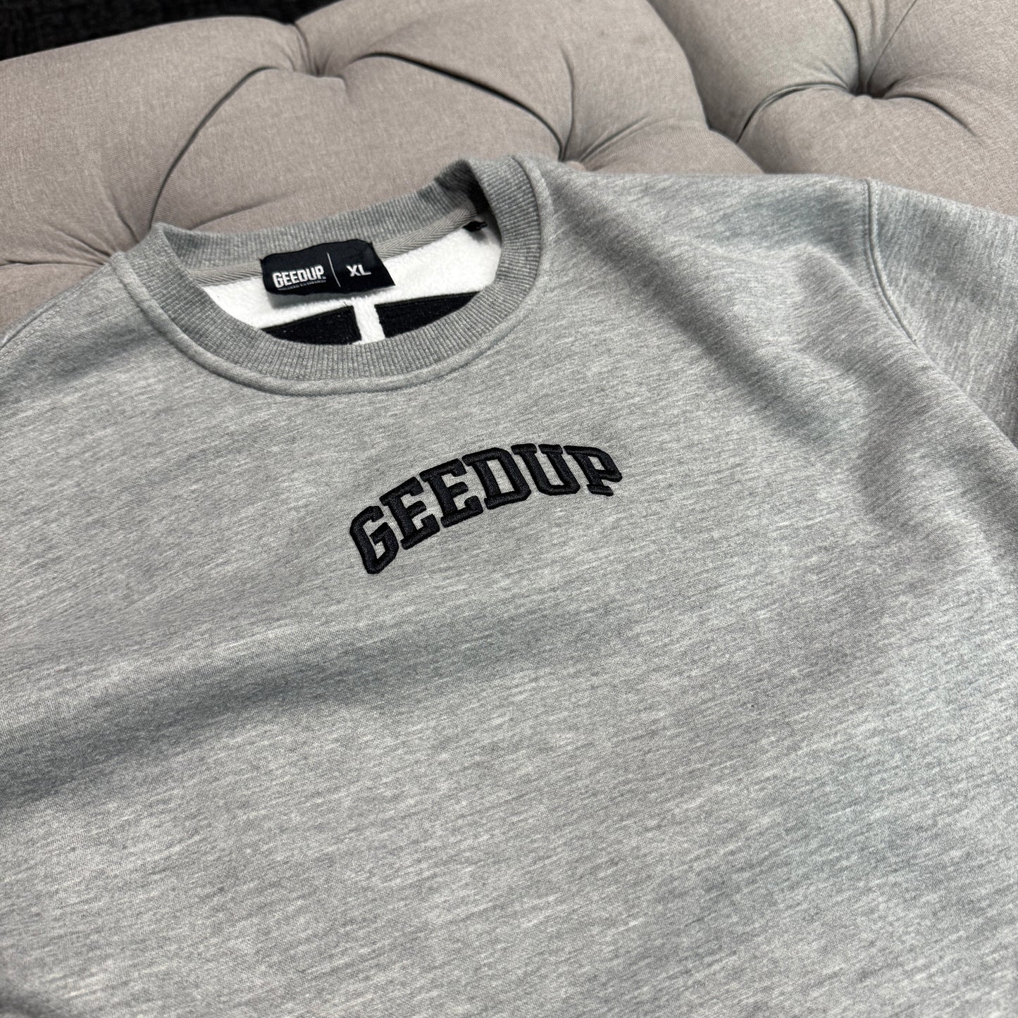 Geedup Us VS Them Crewneck 'Grey Black' (Second hand)