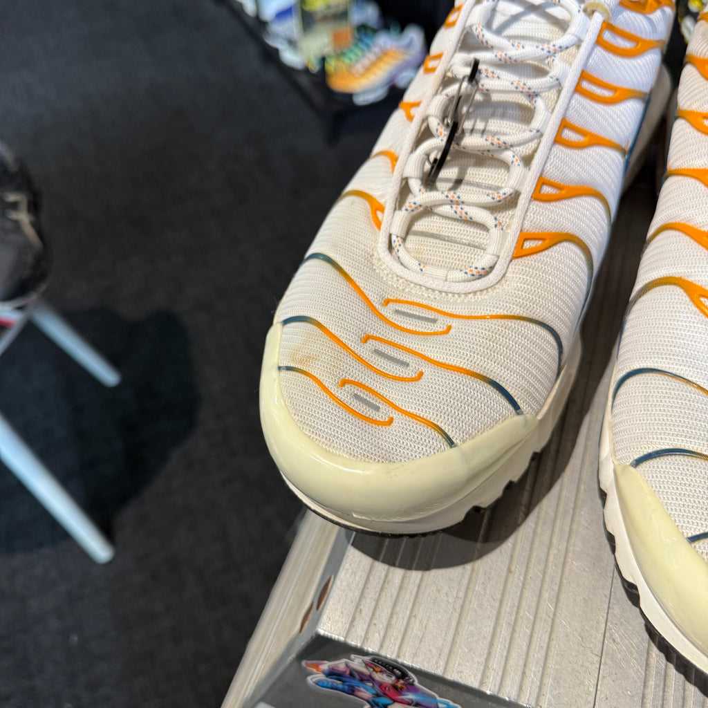 Nike Air Max Plus TN 'Hiking White Kumquat Marina Blue' (Second hand)