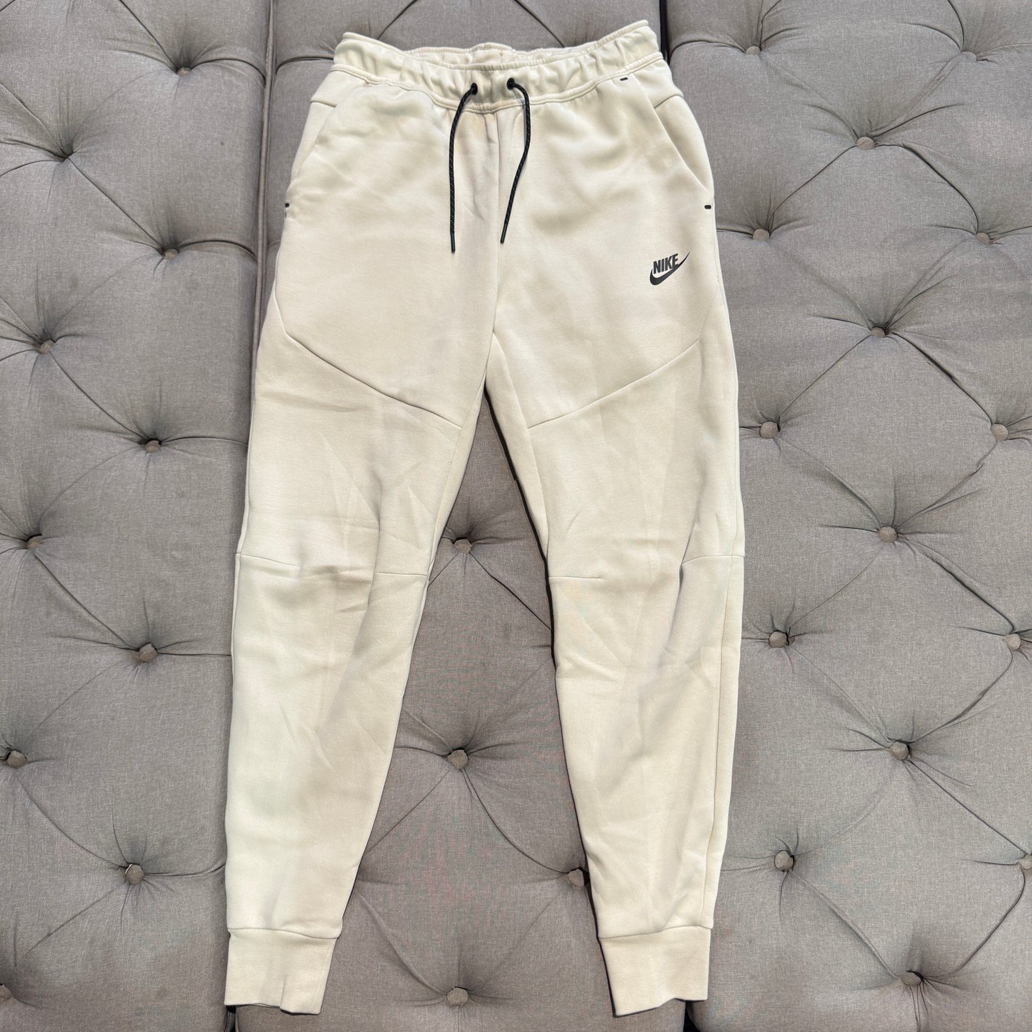 Nike Tech Fleece Track Pants 'Butter Cream' (Second hand)
