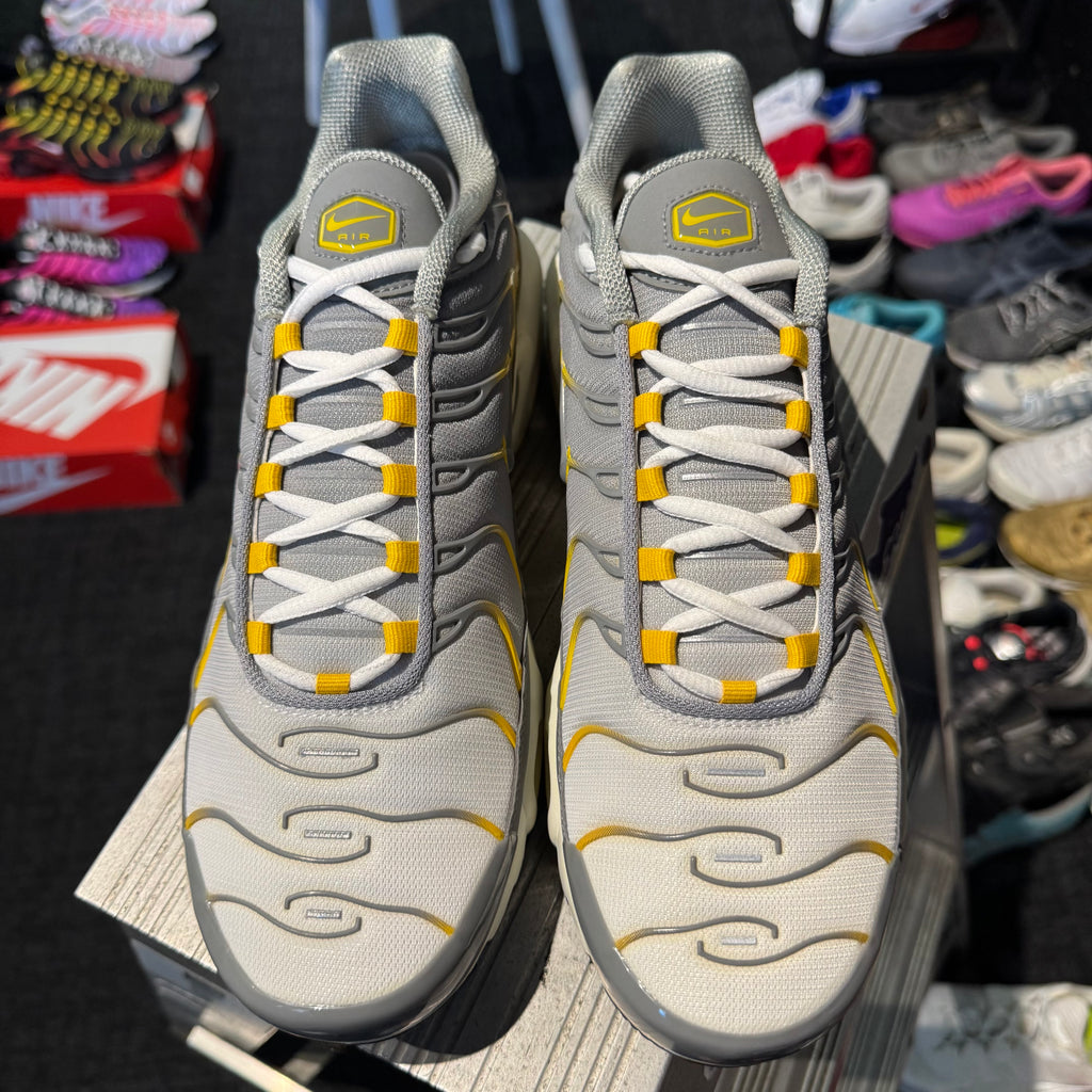 Nike Air Max Plus TN 'Sulphur' (Brand New)