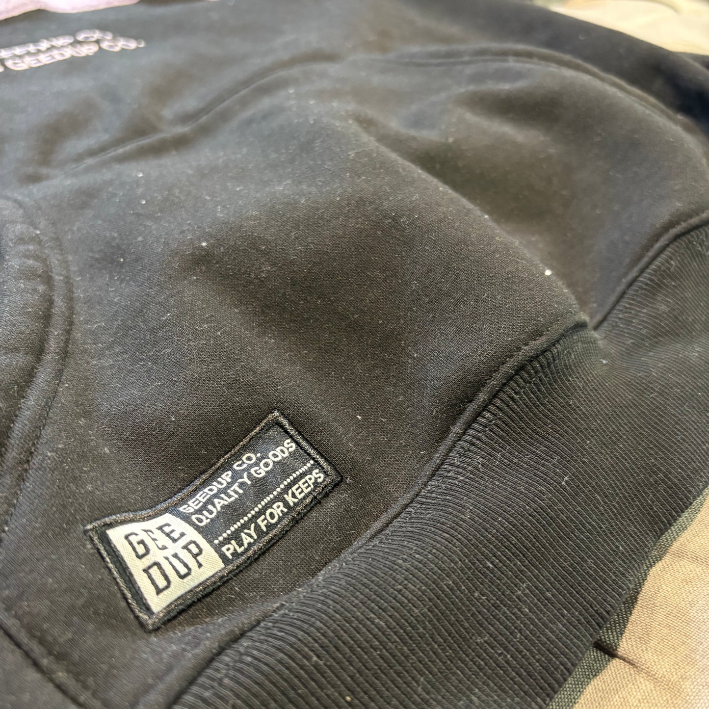 Geedup Handstyle Hoodie 'Black Lavender' (Second hand)