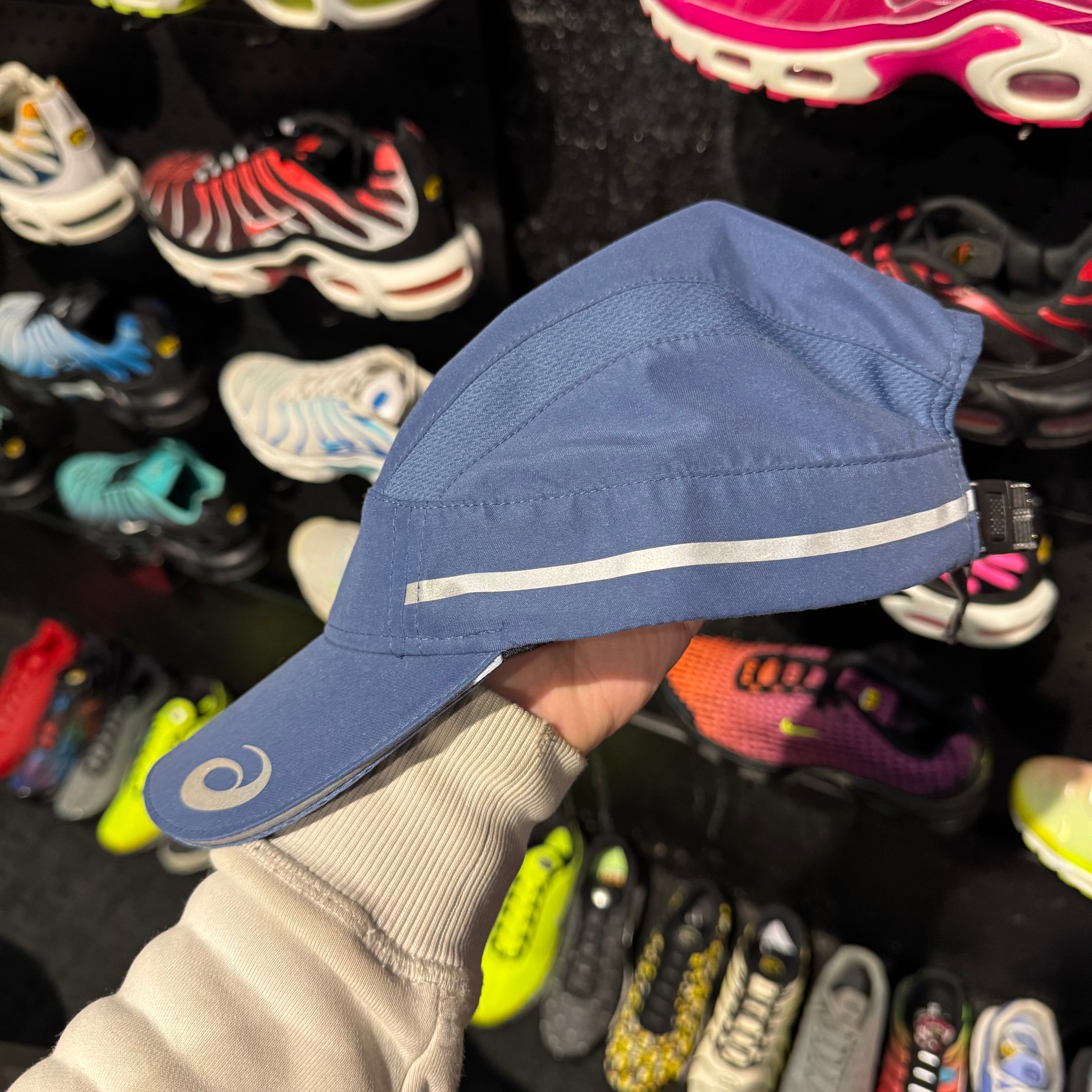 Asics Reflective Brim Logo Cap 'Navy' (Second hand)