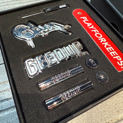 Geedup X Footlocker Shoe Jewelry + Sticker Pack
