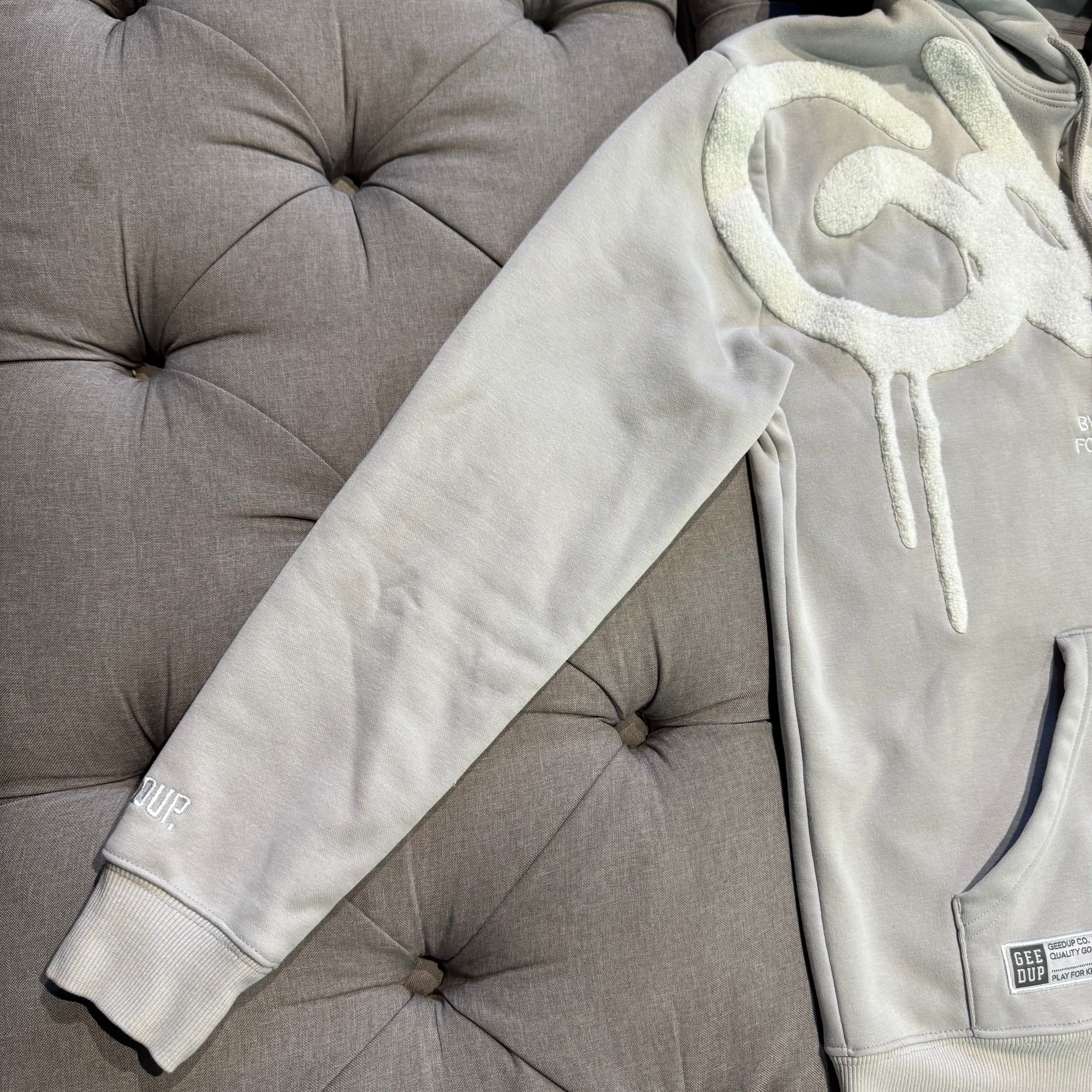 Geedup Handstyle Hoodie 'Grey White' (Second hand)