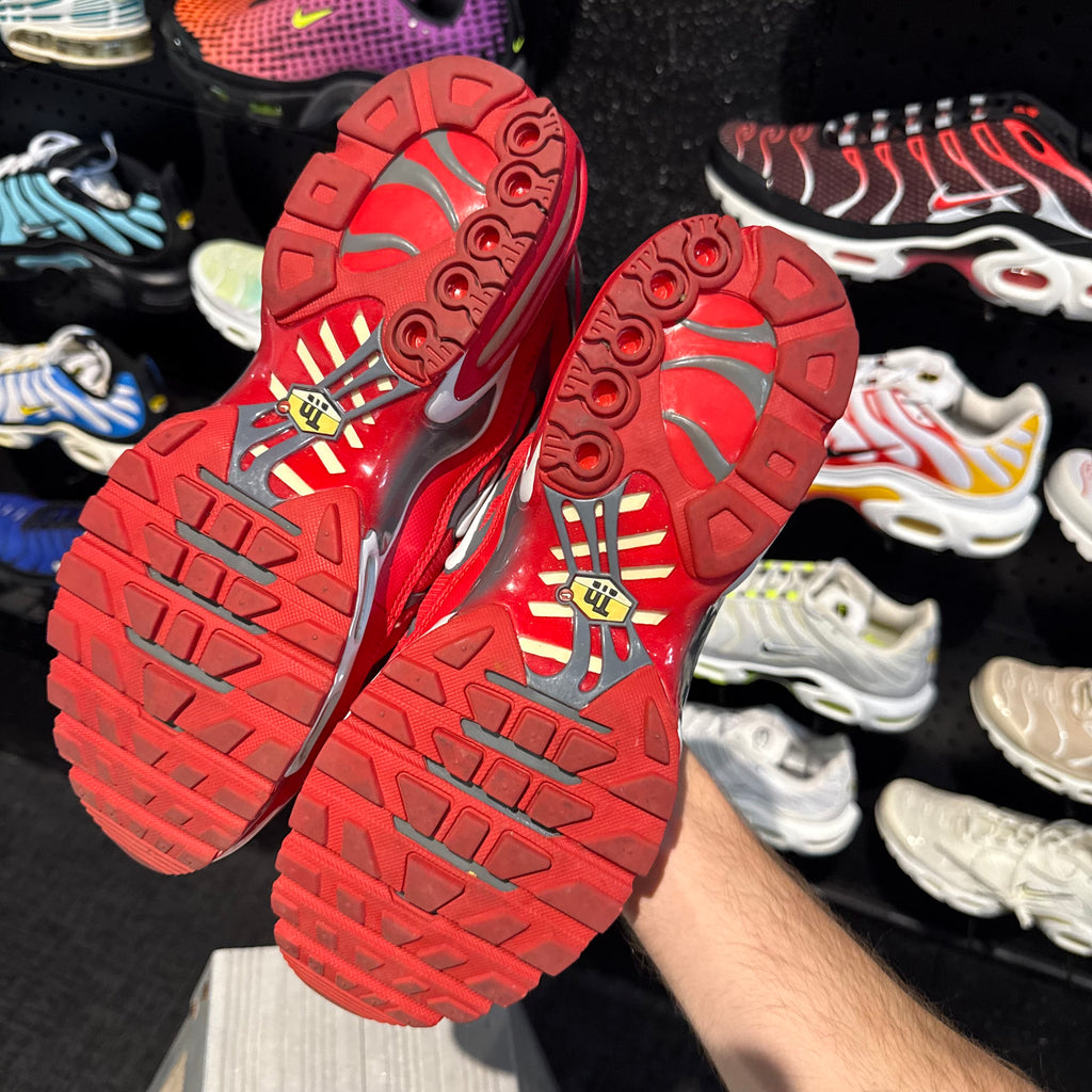 Nike Air Max Plus TN 'University Red Pure Platinum' 2017 (Second hand)