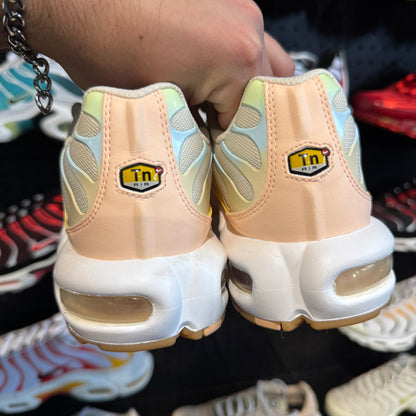 Nike Air Max Plus TN 'Crimson Tint Pale Ivory' (Second hand)