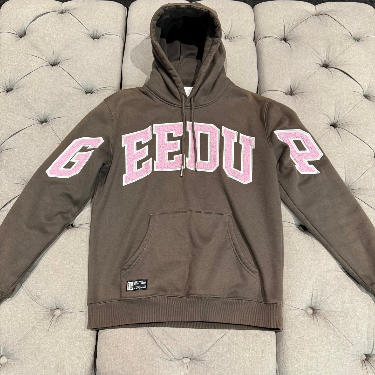 Geedup Team Logo Hoodie 'Charcoal Dusty Pink' (Second hand)