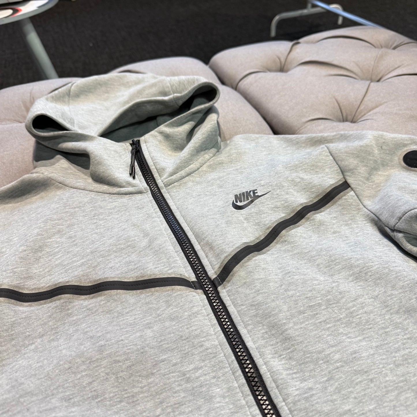 Nike Tech Fleece Jacket 'Grey' (Second hand)