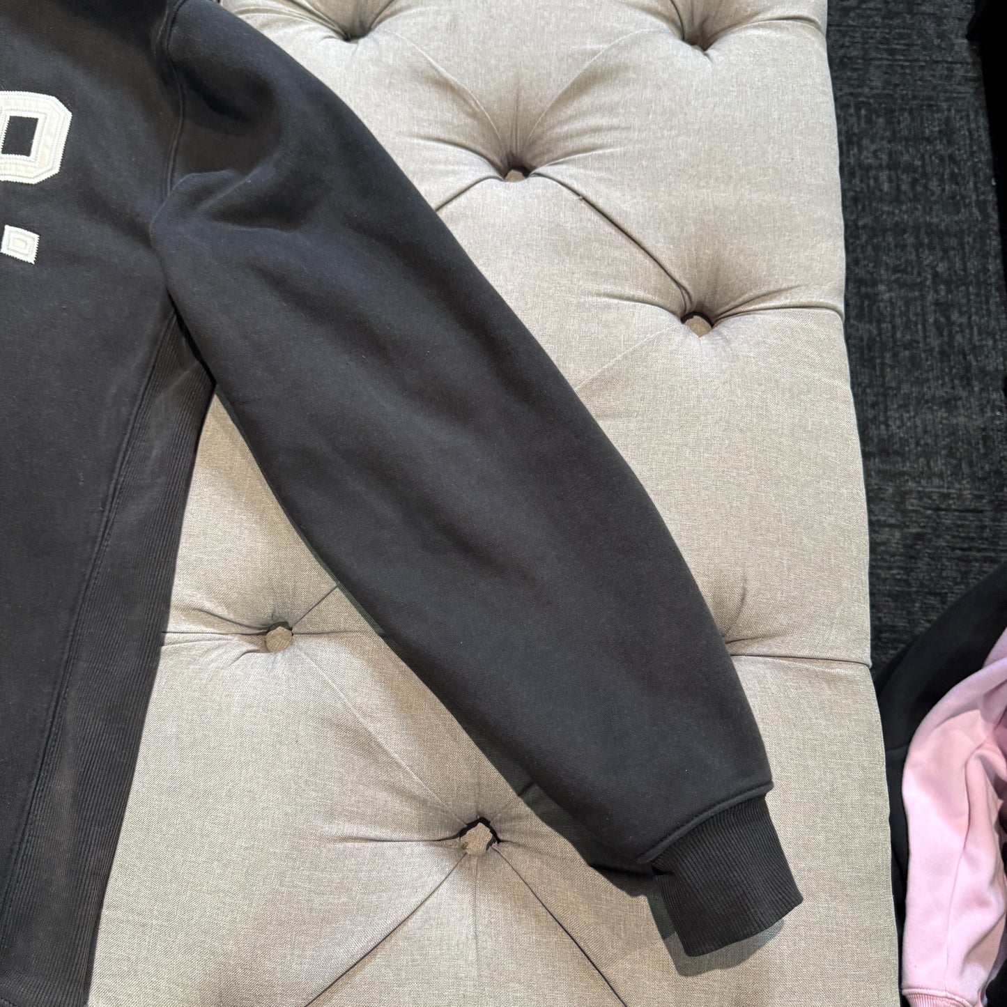 Geedup Cities Hoodie 'Black' (Second hand)