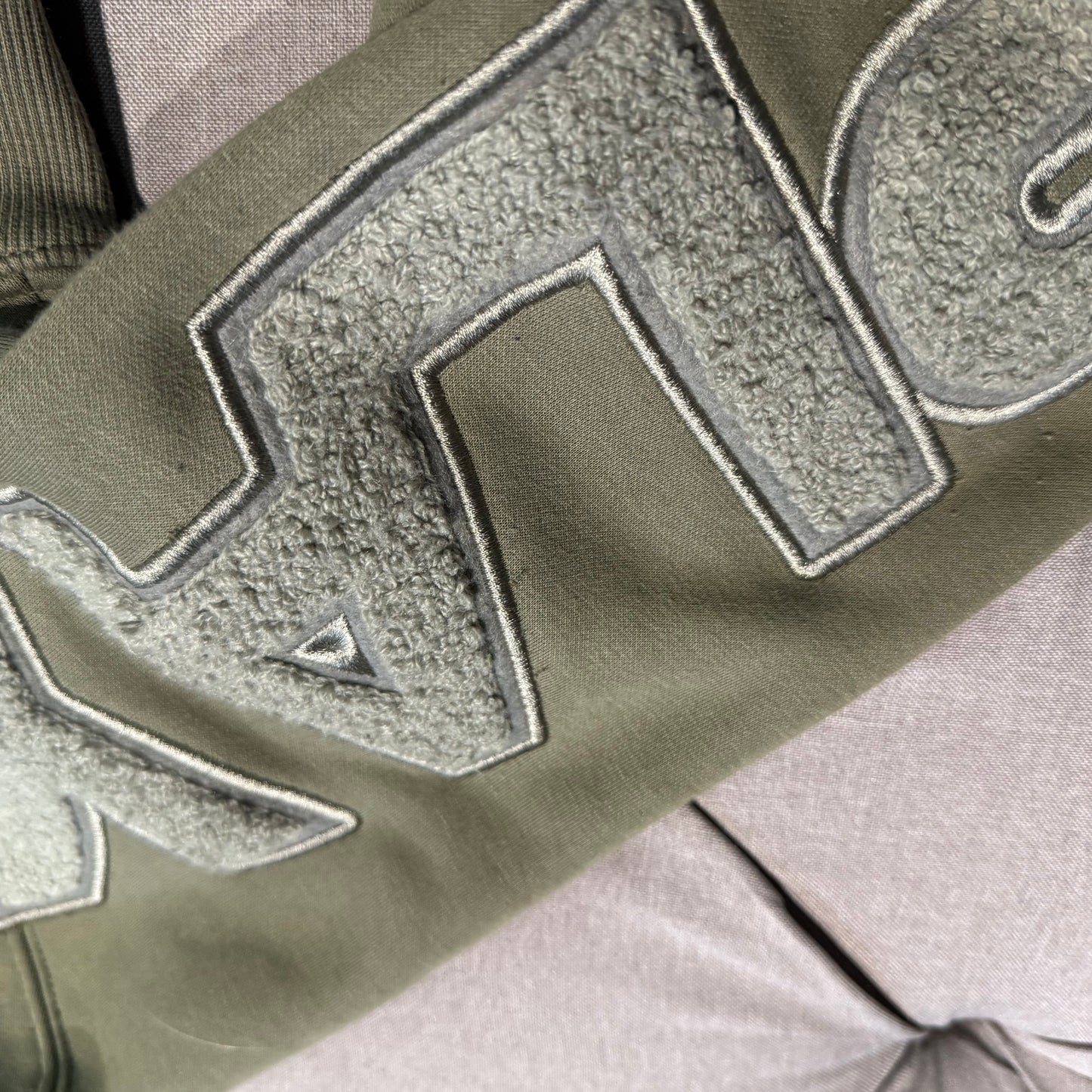 Geedup Play For Keeps Hoodie 'Olive' (Second hand)