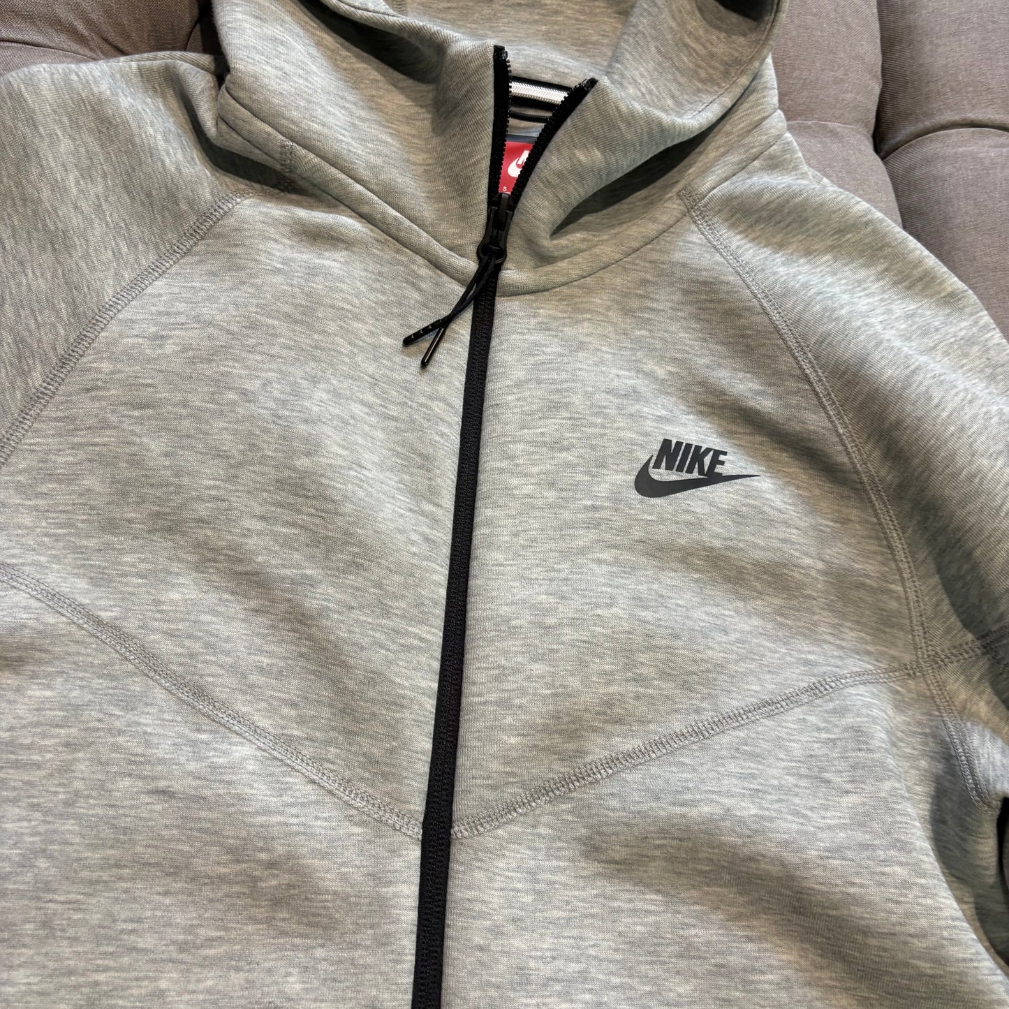 Nike Tech Fleece Jacket 'Grey' (Second hand)