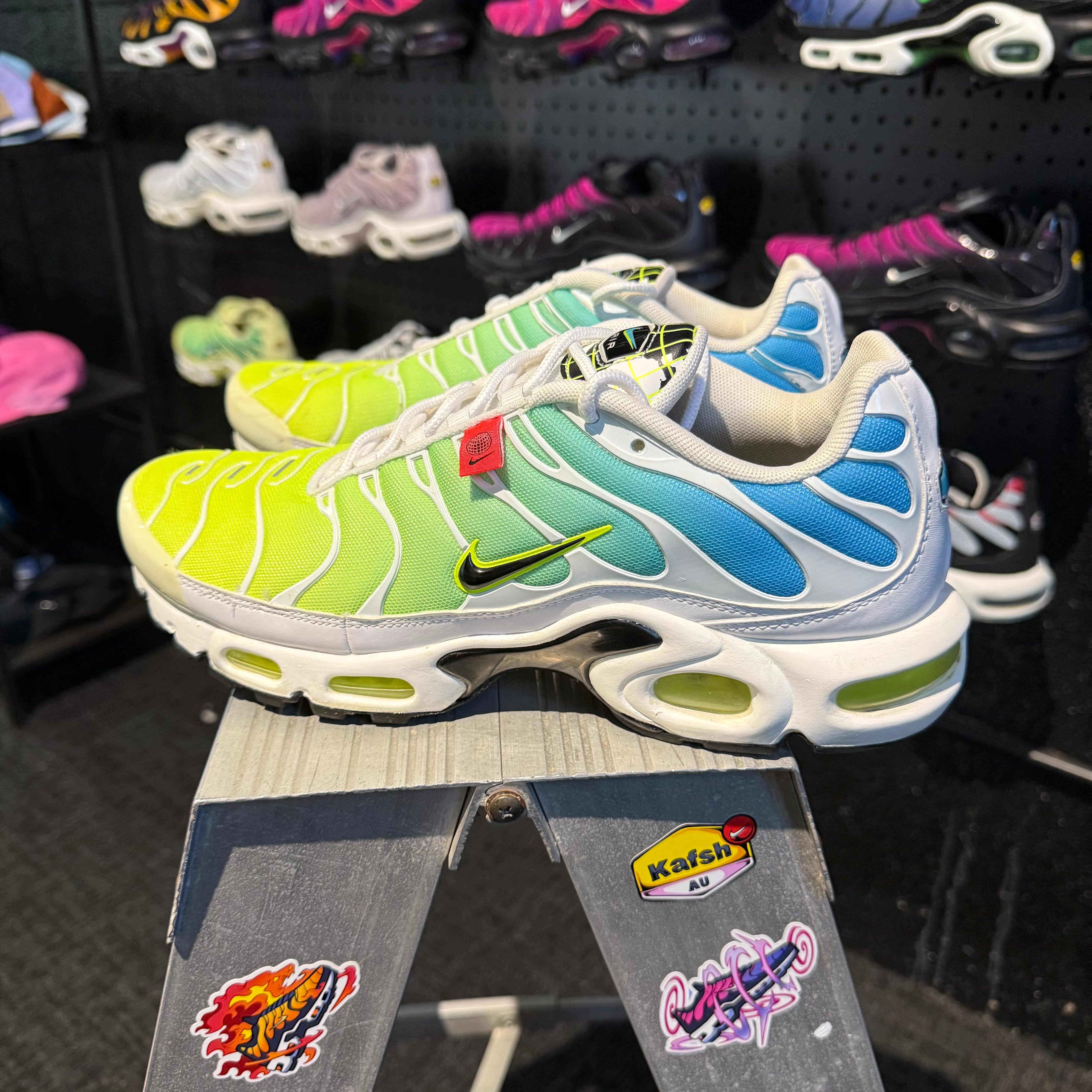 Nike Air Max Plus 'TN' World Wide Pack (Second hand) – KAFSHAU