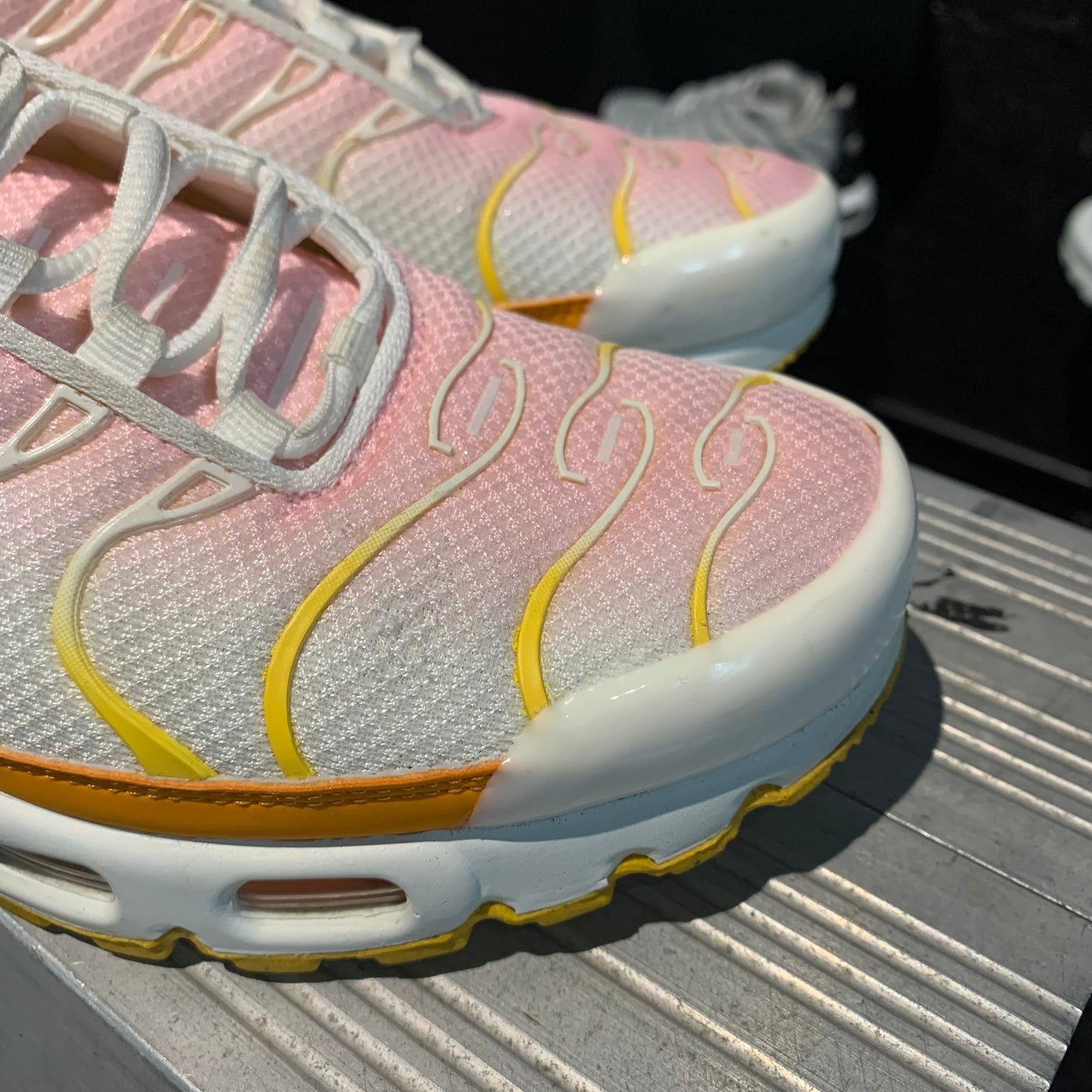 Nike Air Max Plus 'TN' Solar Flare (W) (Second hand)