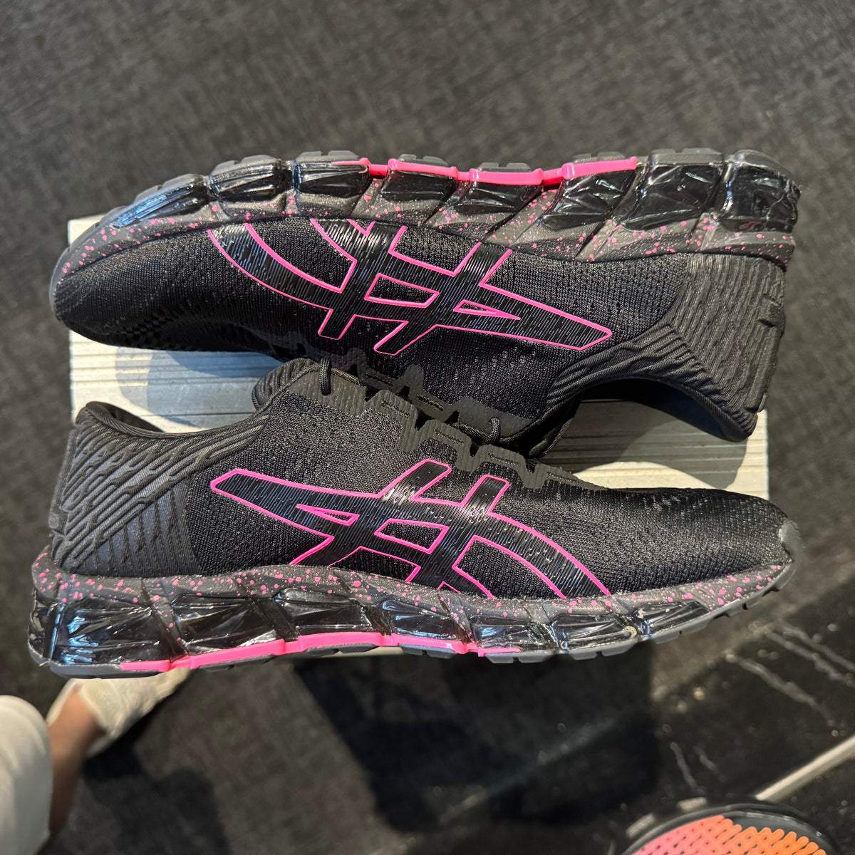 Asics Gel Quantum 360 5 Tokyo Neon 'Black Pink' (Second hand)