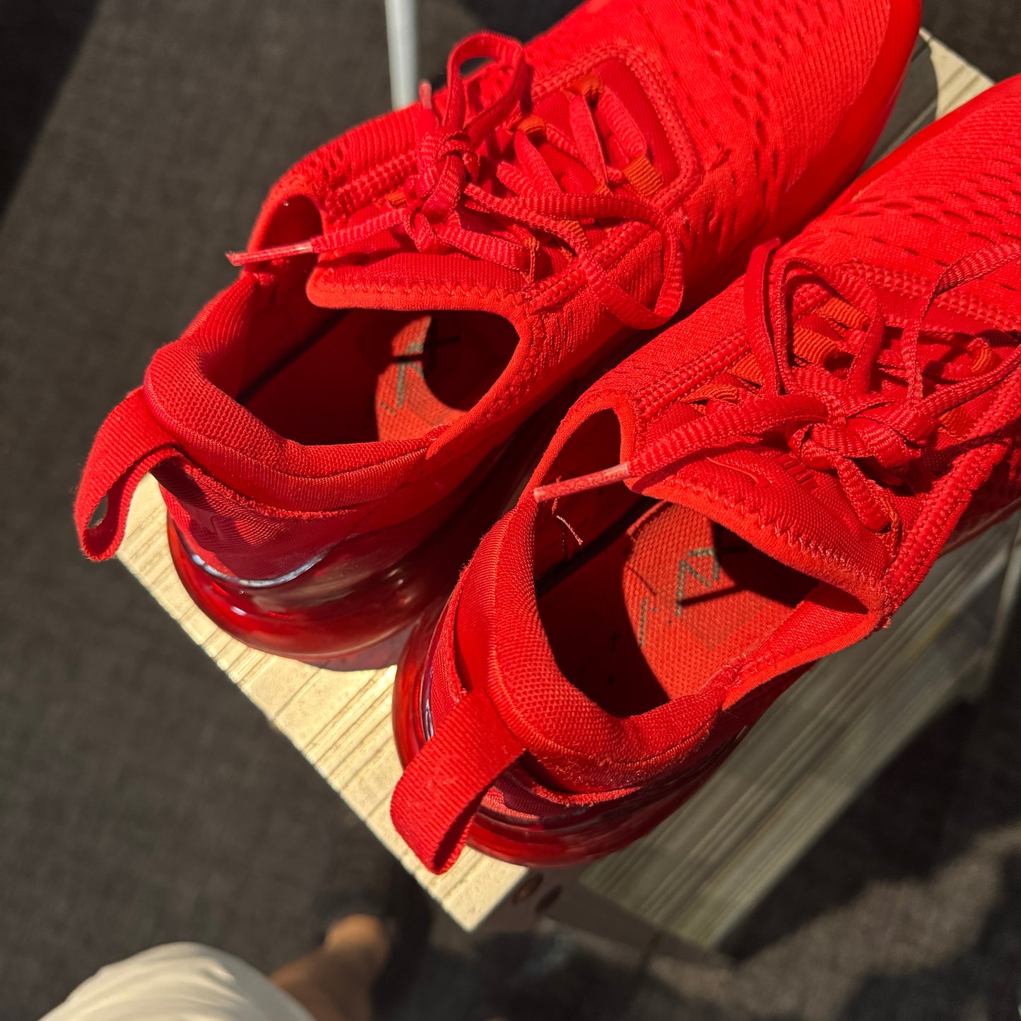 Nike Air Max 270 'Triple Red' (Second hand)