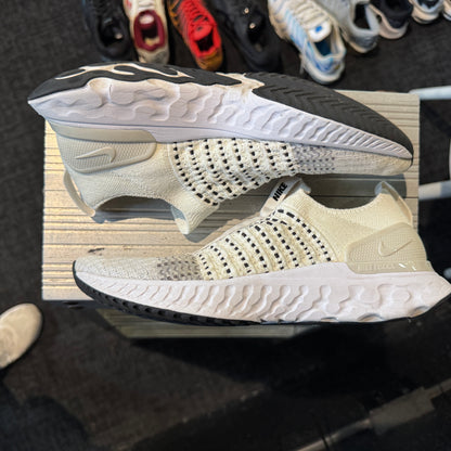 Nike React Phantom Run 2 'Cream White Black' (Second hand)