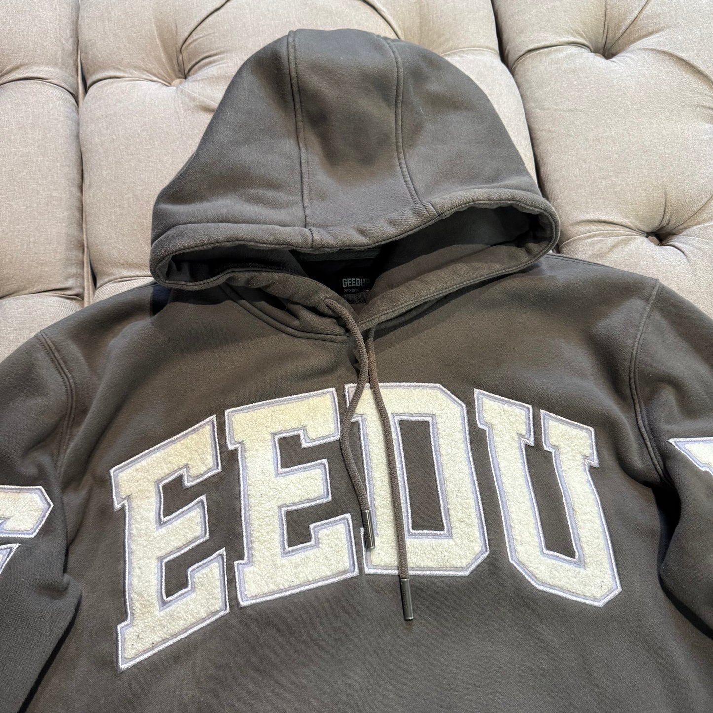 Geedup Team Logo Hoodie 'Asphalt Grey' (Second hand)