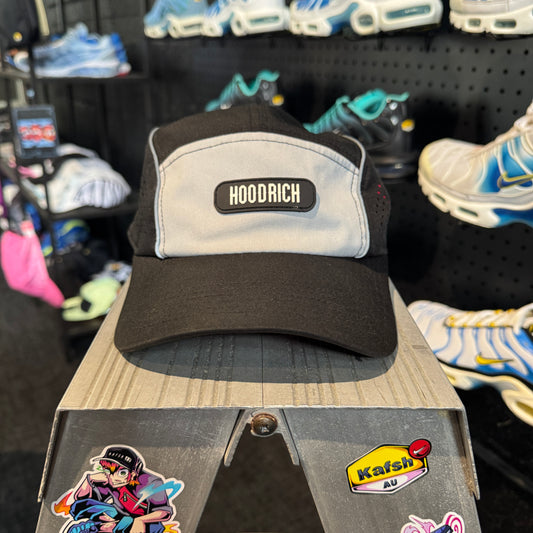 Hoodrich 5 Pannel Cap 'Black Grey' (Second hand)