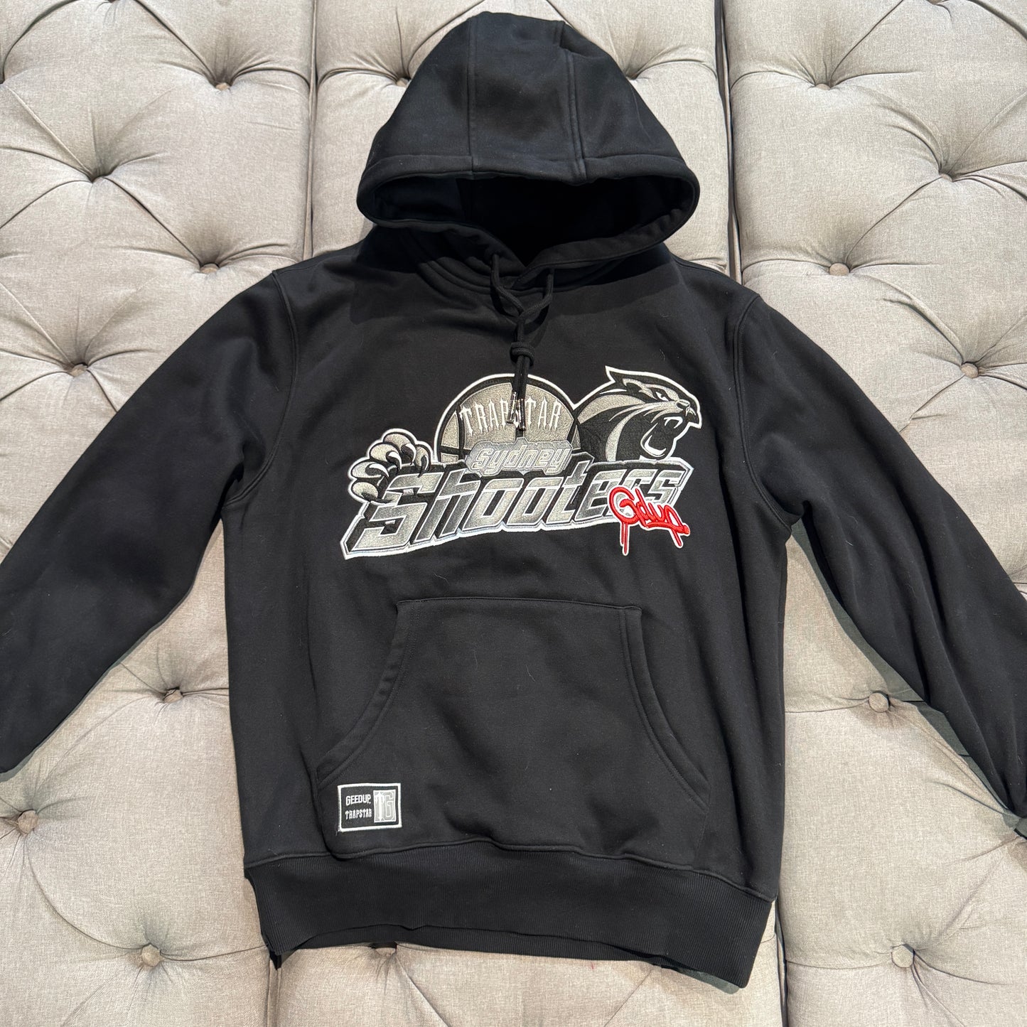 Geedup X Trapstar Sydney Shooters Hoodie 'Black' (Second hand)