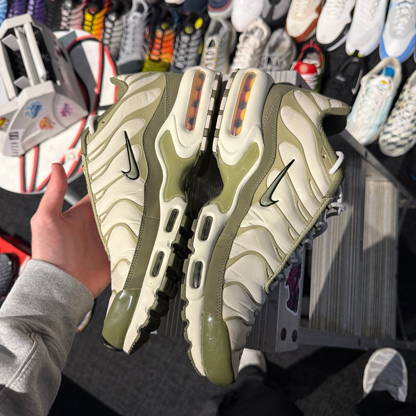 Nike Air Max Plus TN 'Light Bone Neutral Olive' (Second hand)