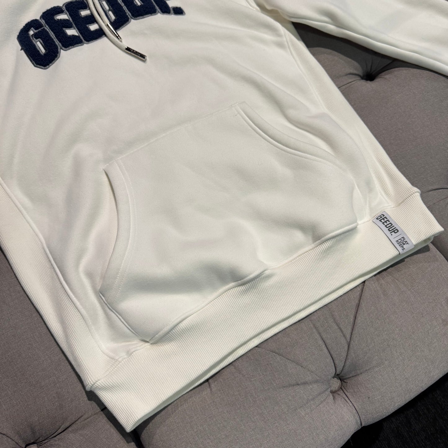 Geedup Play For Keeps Hoodie 'White Navy Blue' (Second hand)