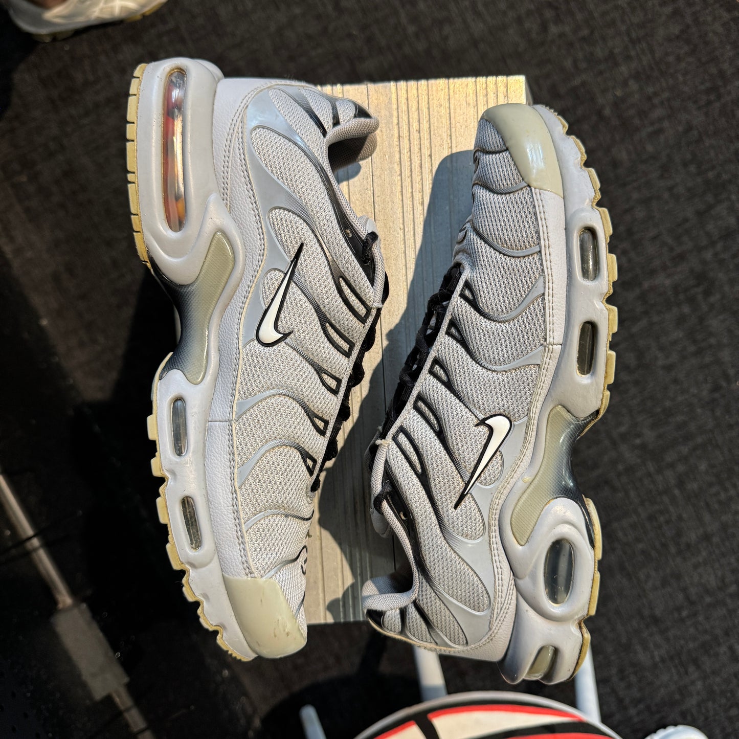 Nike Air Max Plus TN 'Wolf Grey' 2020 (Second hand)