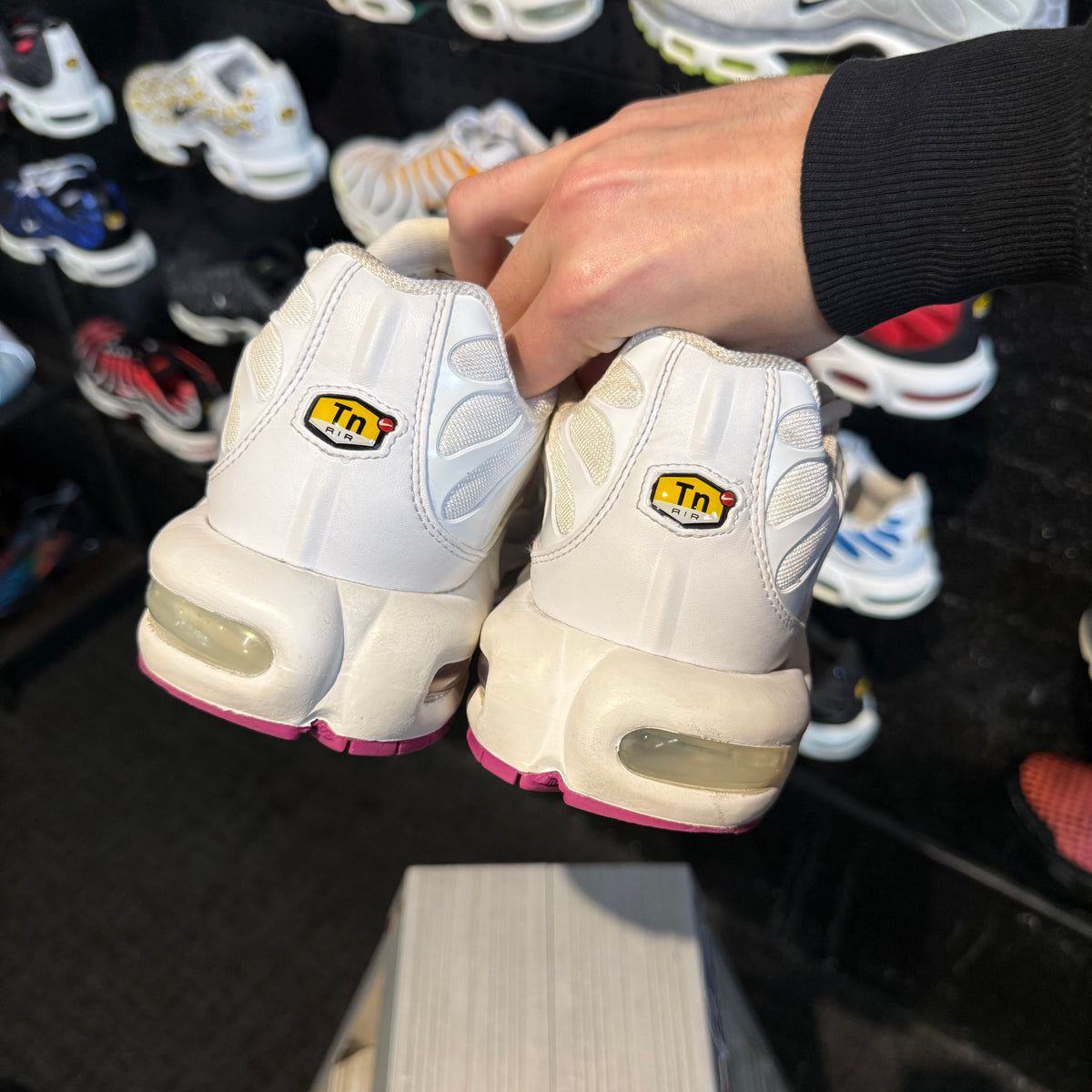 Nike Air Max Plus TN 'Lotus White Pink Fire' (Second hand)