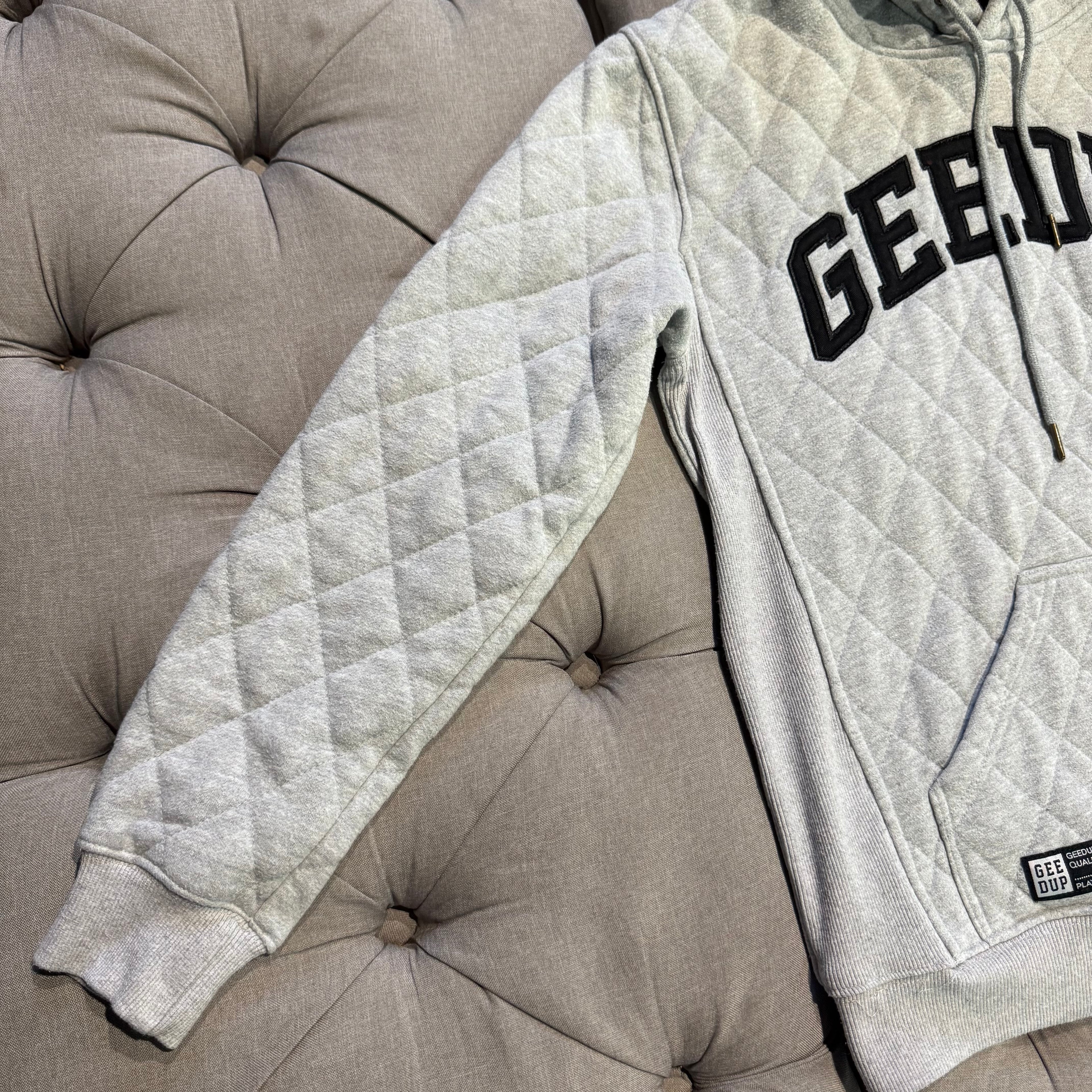 Geedup Quilt Logo Hoodie 'Grey' (Second hand)