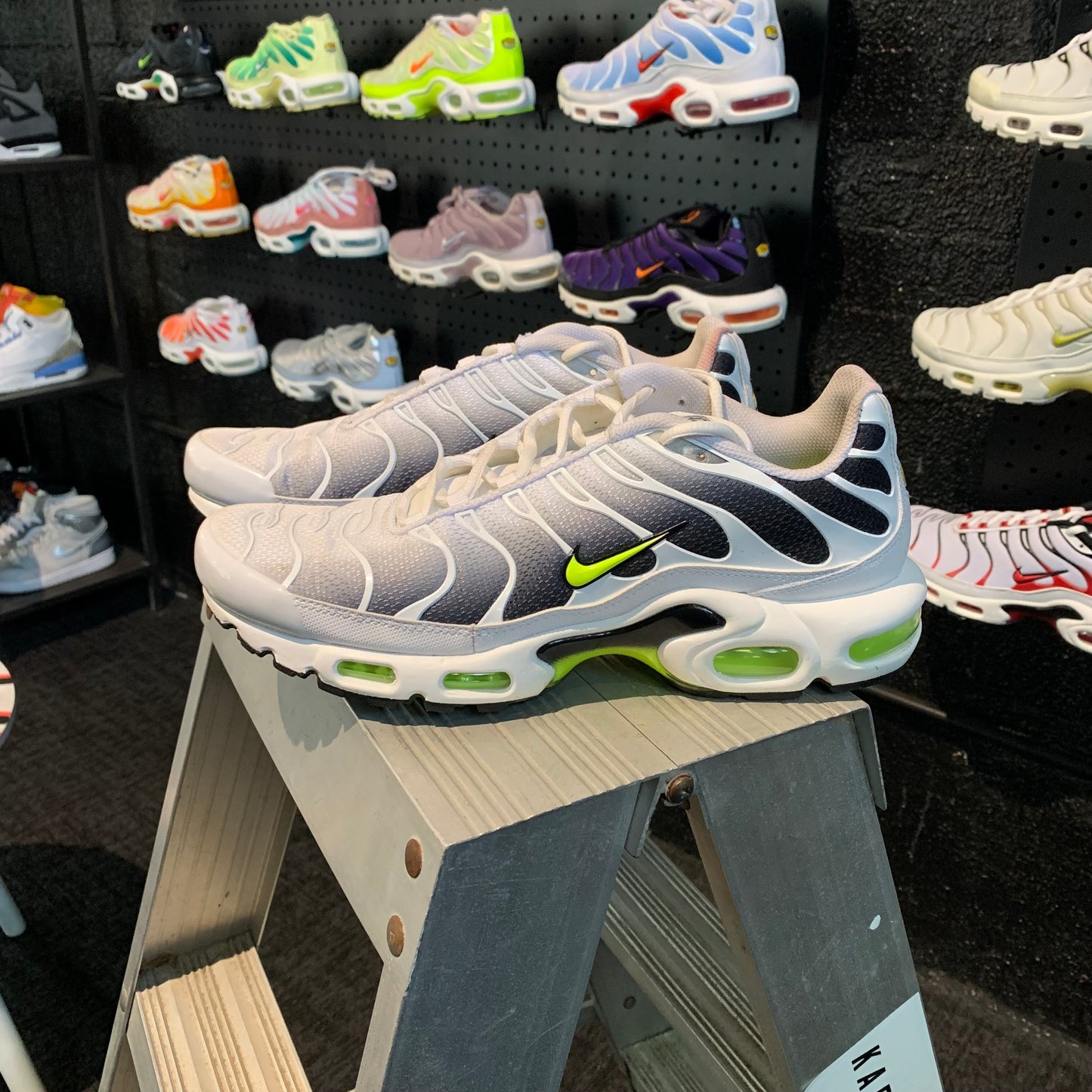 Nike Air Max Plus 'TN' Volt Fade 2.0 (Second hand)