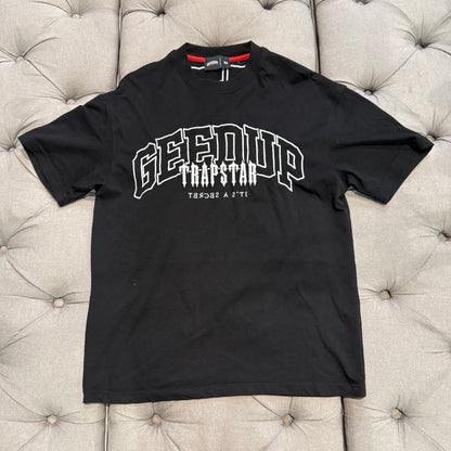 Geedup X Trapstar Team Logo Secret T-shirt 'Black White' (Second hand)