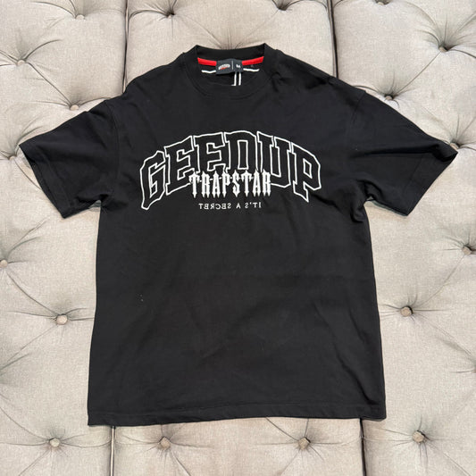 Geedup X Trapstar Team Logo Secret T-shirt 'Black White' (Second hand)