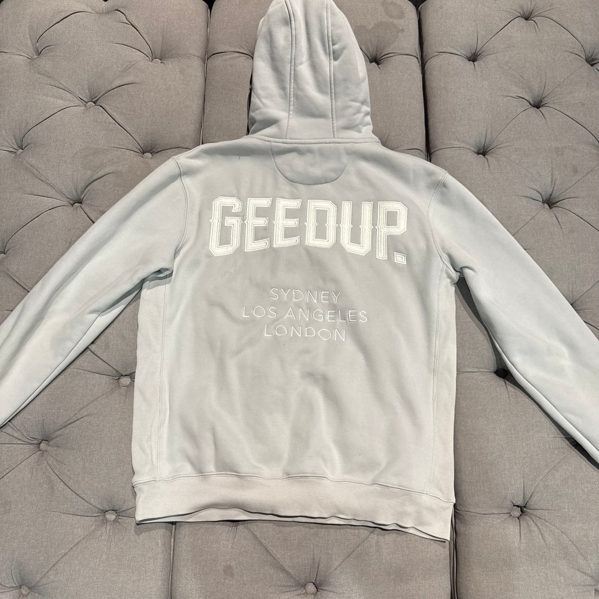 Geedup Cities Hoodie 'Grey White' (Second hand)