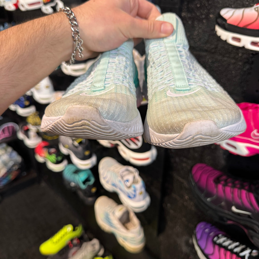 Nike React Phantom Run Flyknit 2 'Cyan Teal' (Second hand)