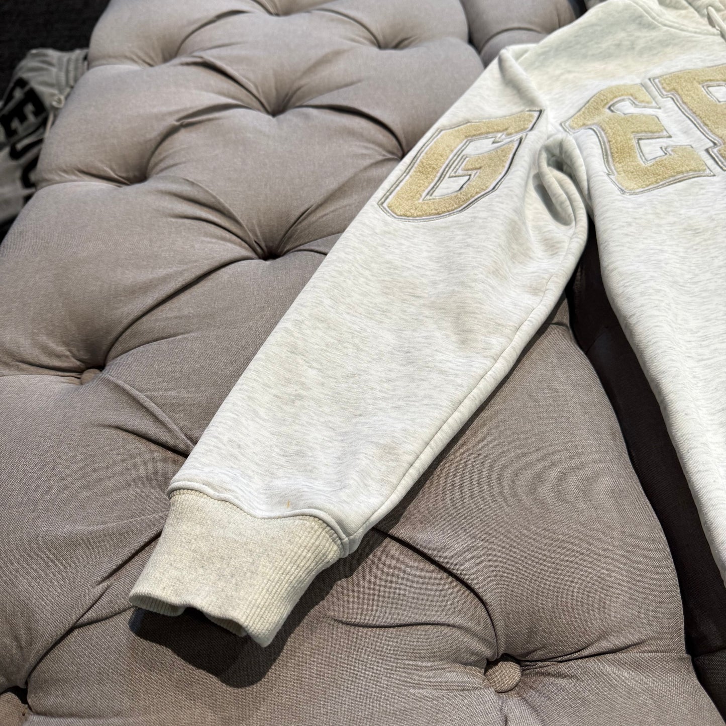 Geedup Team Logo Hoodie 'Wheat' (Second hand)